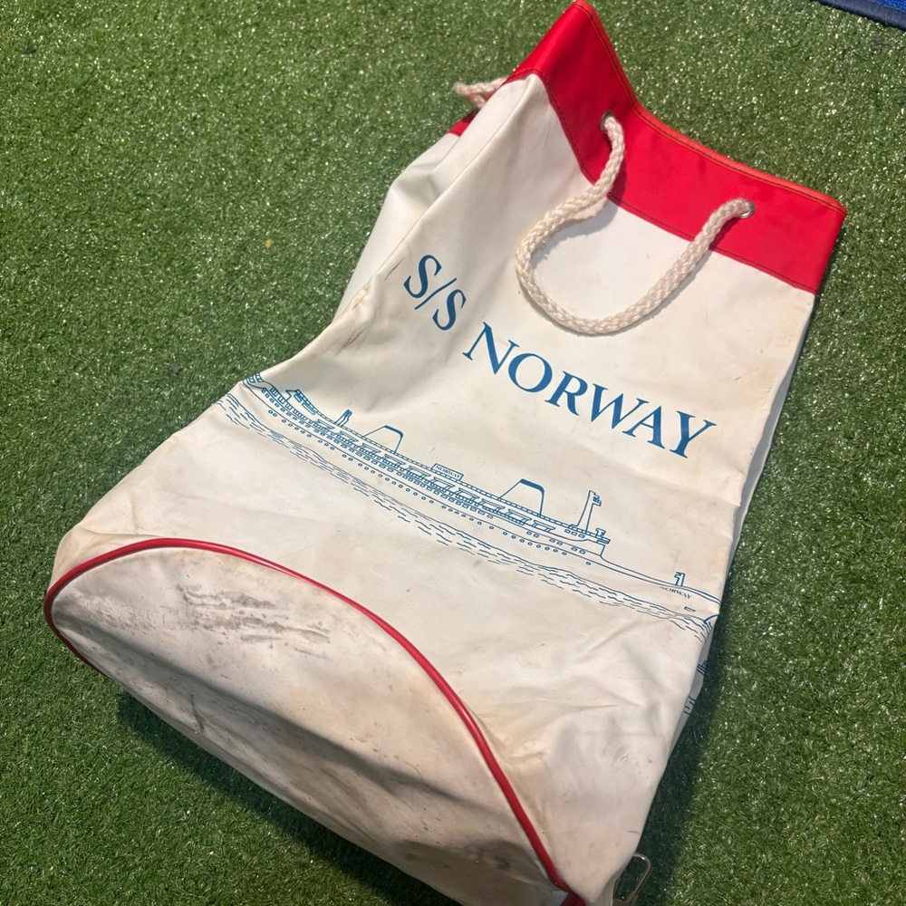 Vintage S/S Norway Bucket Style Rope Handle Bag Nautical